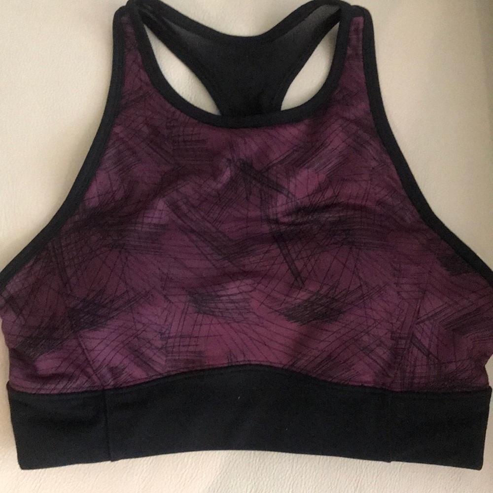 Lucy sport bra